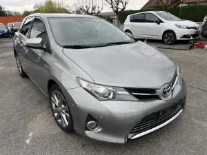 Toyota Auris 1.8 Executive 2015