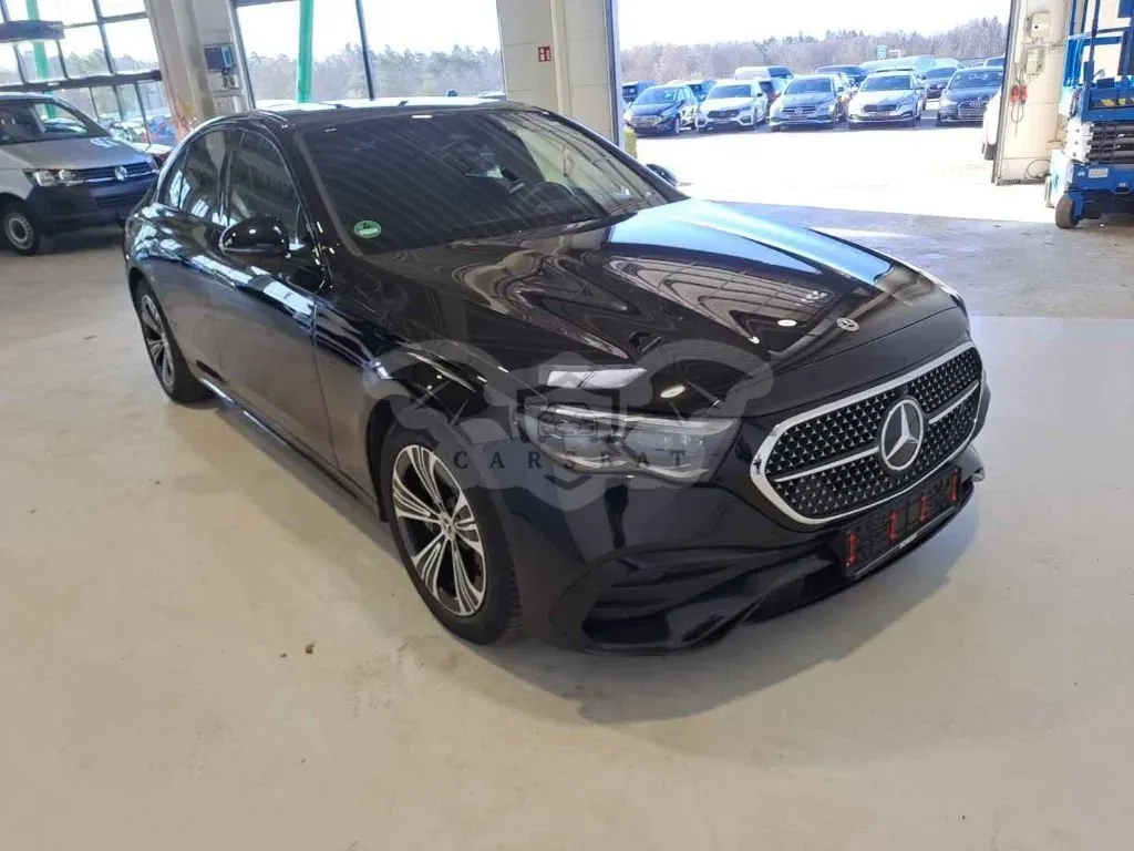 Mercedes-Benz E 220d AMG Line 2024