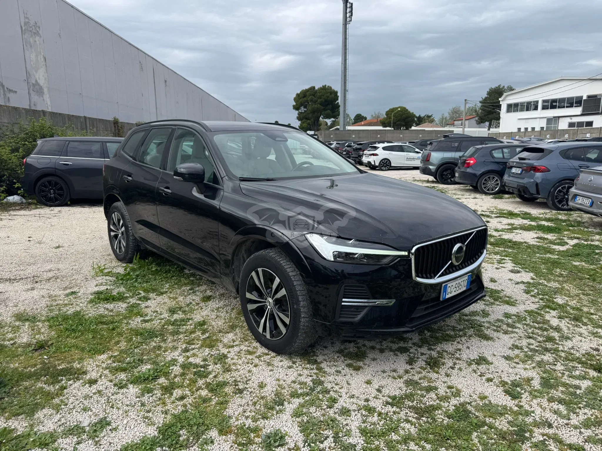 Volvo XC60 2.0 B4 Momentum 2021