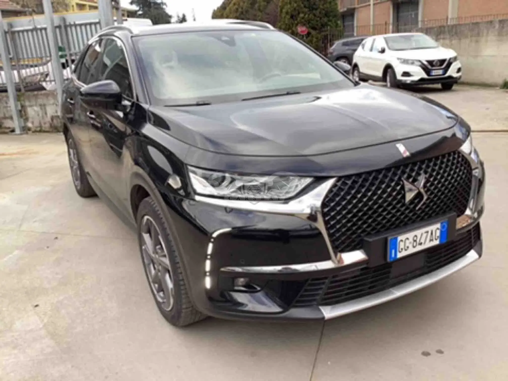 DS DS7 Crossback 1.6 E-TENSE Business 2021