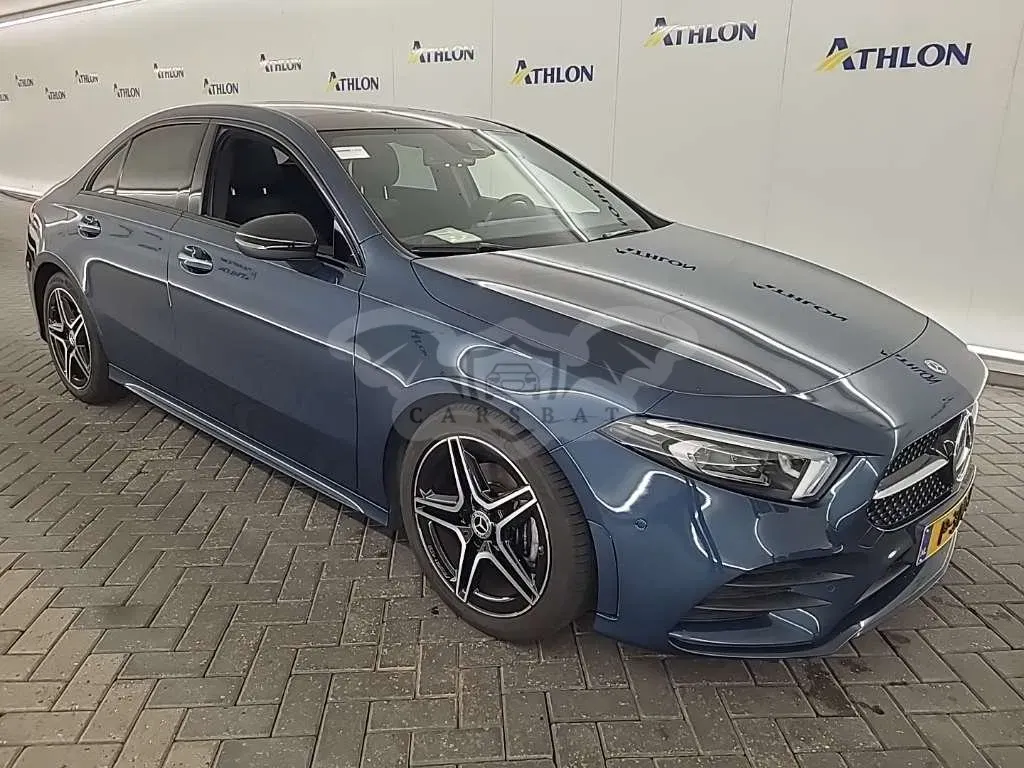 Mercedes-Benz A 180 Business Solution AMG 2022