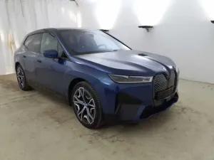 BMW iX 40 2023