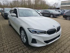 BMW 3 Series Touring 318d 2023