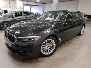 BMW 5 Series Touring 530e Business 2022