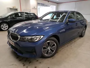 BMW 3 Series 318i Business 2022