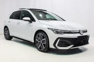 Volkswagen Golf R-Line 2025