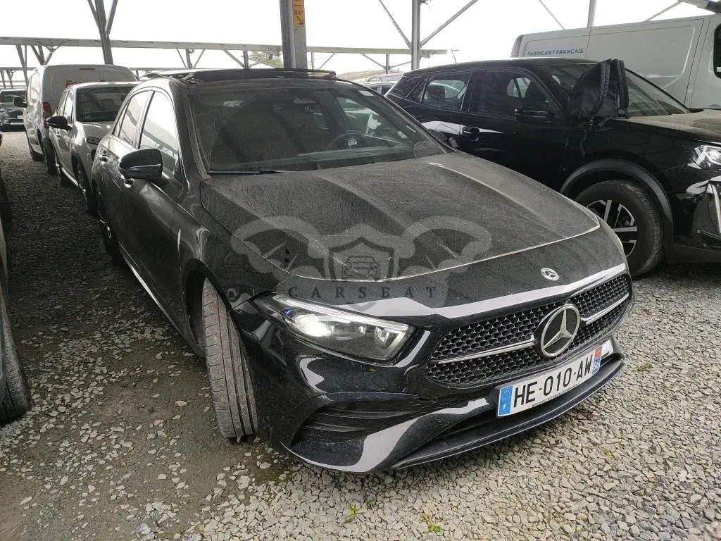 Mercedes-Benz A 180 AMG Line 2025