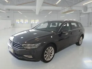 Volkswagen Passat Variant 2.0 TDI Business 2023