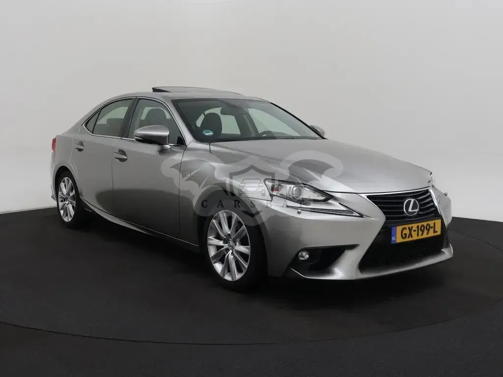 Lexus IS 300h 2015