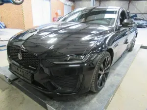 Jaguar XE 2022