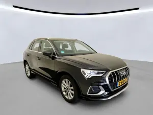 Audi Q3 35 TFSI Business 2021