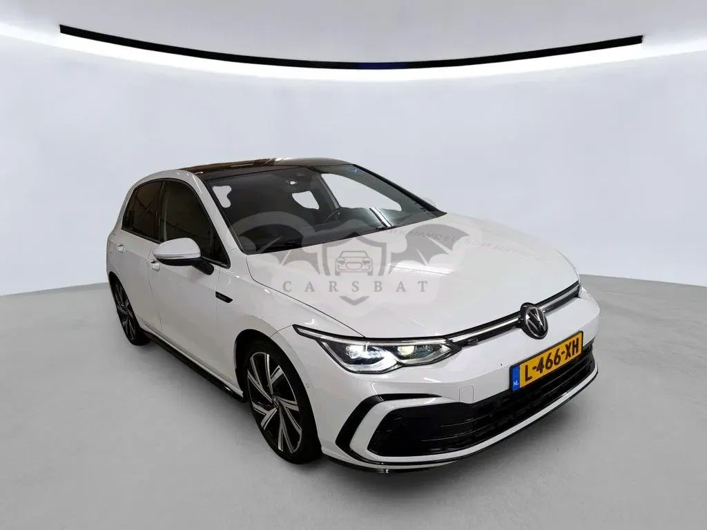 Volkswagen Golf 1.5 eTSI R-Line 2021