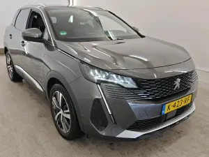 Peugeot 3008 1.2i Premium 2021