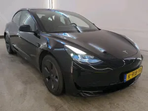 Tesla Model 3 Standard Range Plus 60 kWh 2021