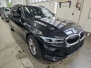 BMW 3 Series Touring 318d 2023