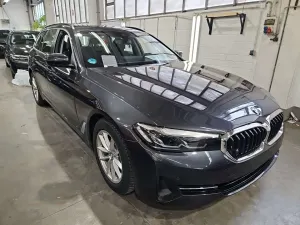 BMW 5 Series Touring 520d 2023