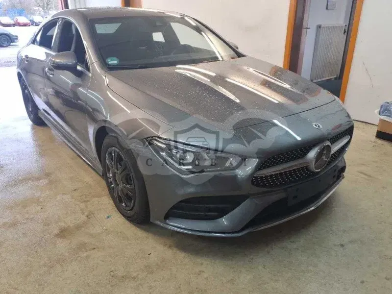 Mercedes-Benz CLA 200 2022