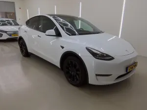 Tesla Model Y Long Range 2024