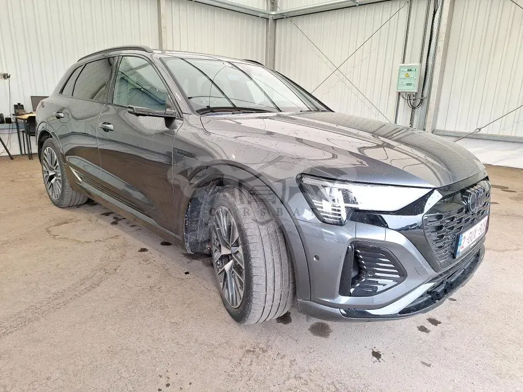 Audi Q8 e-tron 55 S Line 2025