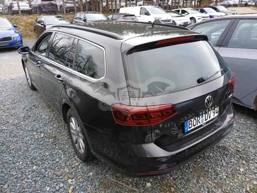 Volkswagen Passat 2.0 2023