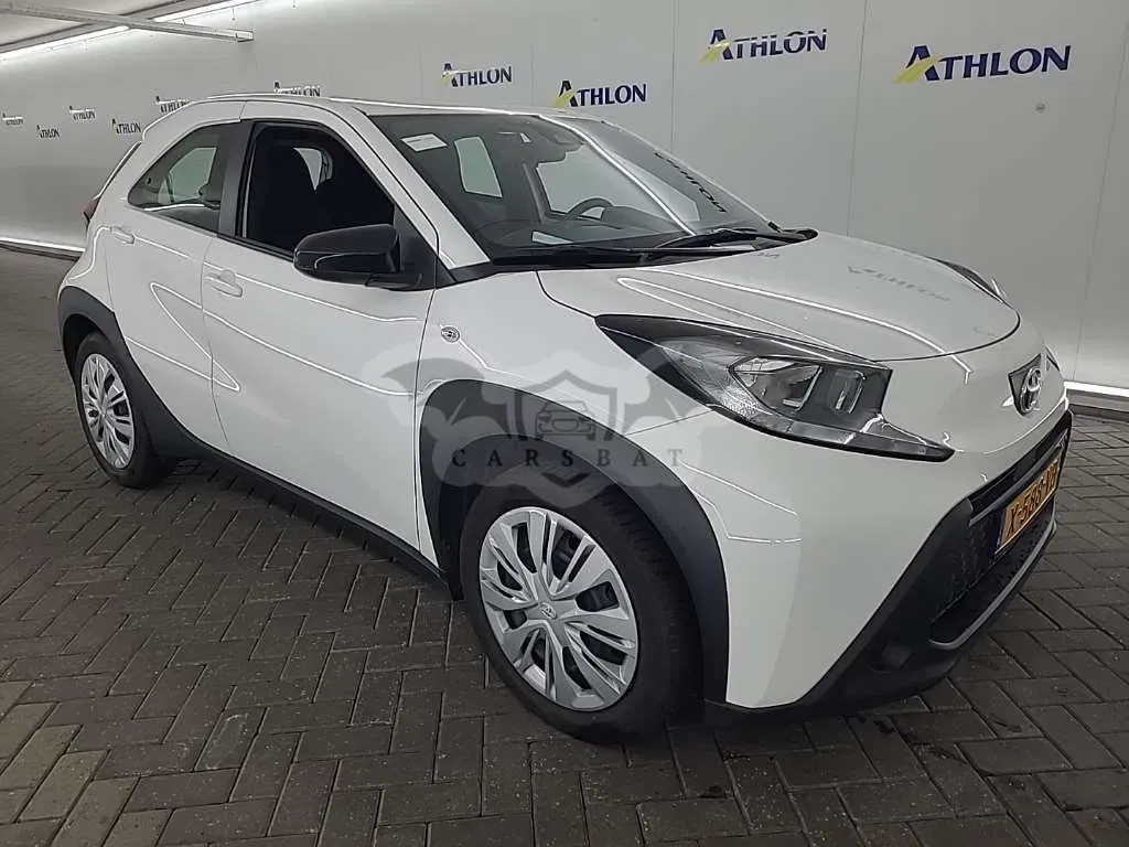 Toyota Aygo 1.0 VVT-i X-Play 2024