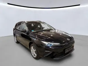 MG MG5 Luxury 2023