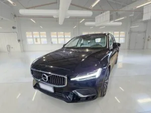 Volvo V60 T6 2021