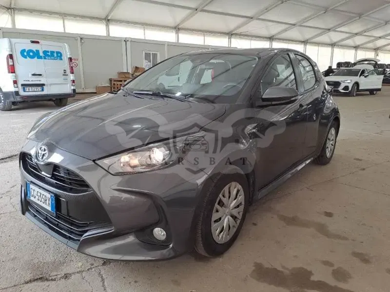 Toyota Yaris Business 2021