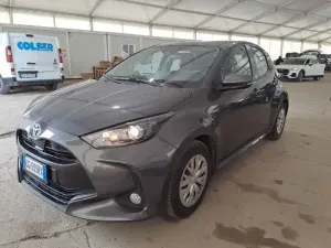 Toyota Yaris Business 2021