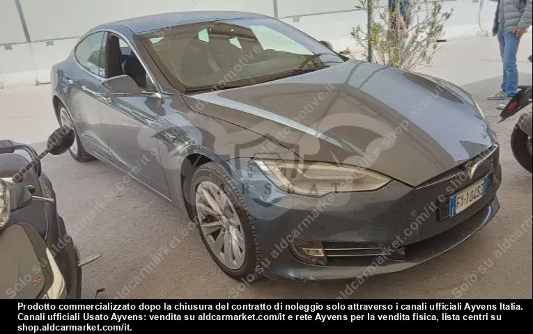 Tesla Model S Standard Range 2019