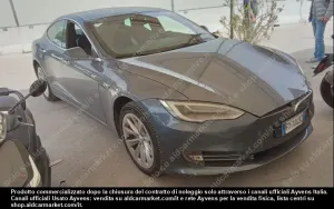 Tesla Model S Standard Range 2019