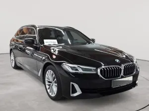BMW 5 Series Touring 520d Luxury 2023