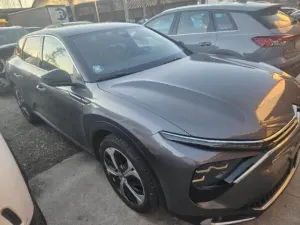 Citroën C5 X 1.6 Feel 2023