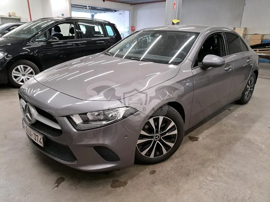 Mercedes-Benz A 180d Business 2021