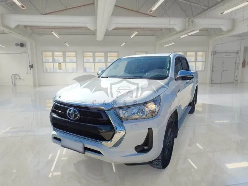 Toyota Hilux 2.4 D-4D Lounge 2023
