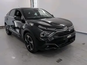 Citroën C4 1.2i Shine 2022