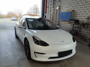 Tesla Model 3 Long Range Performance 2021