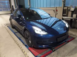 Tesla Model 3 Standard Range Plus 2021