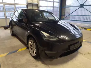 Tesla Model Y Long Range 2023