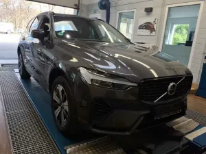 Volvo XC60 Plus Dark 2023