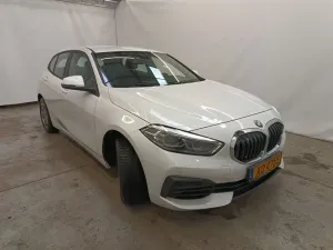 BMW 1 Series 118i 2023