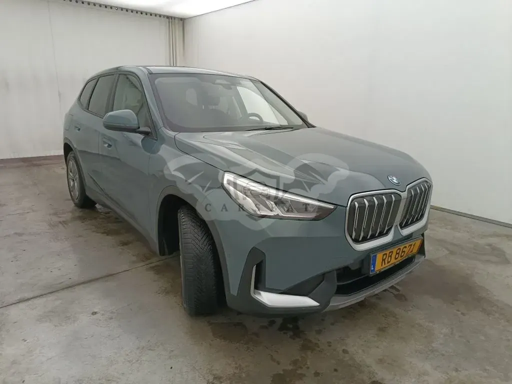 BMW iX1 2024