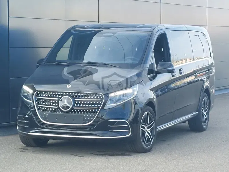 Mercedes-Benz V 300d AMG Line 2025