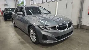 BMW 3 Series Touring 318d 2023