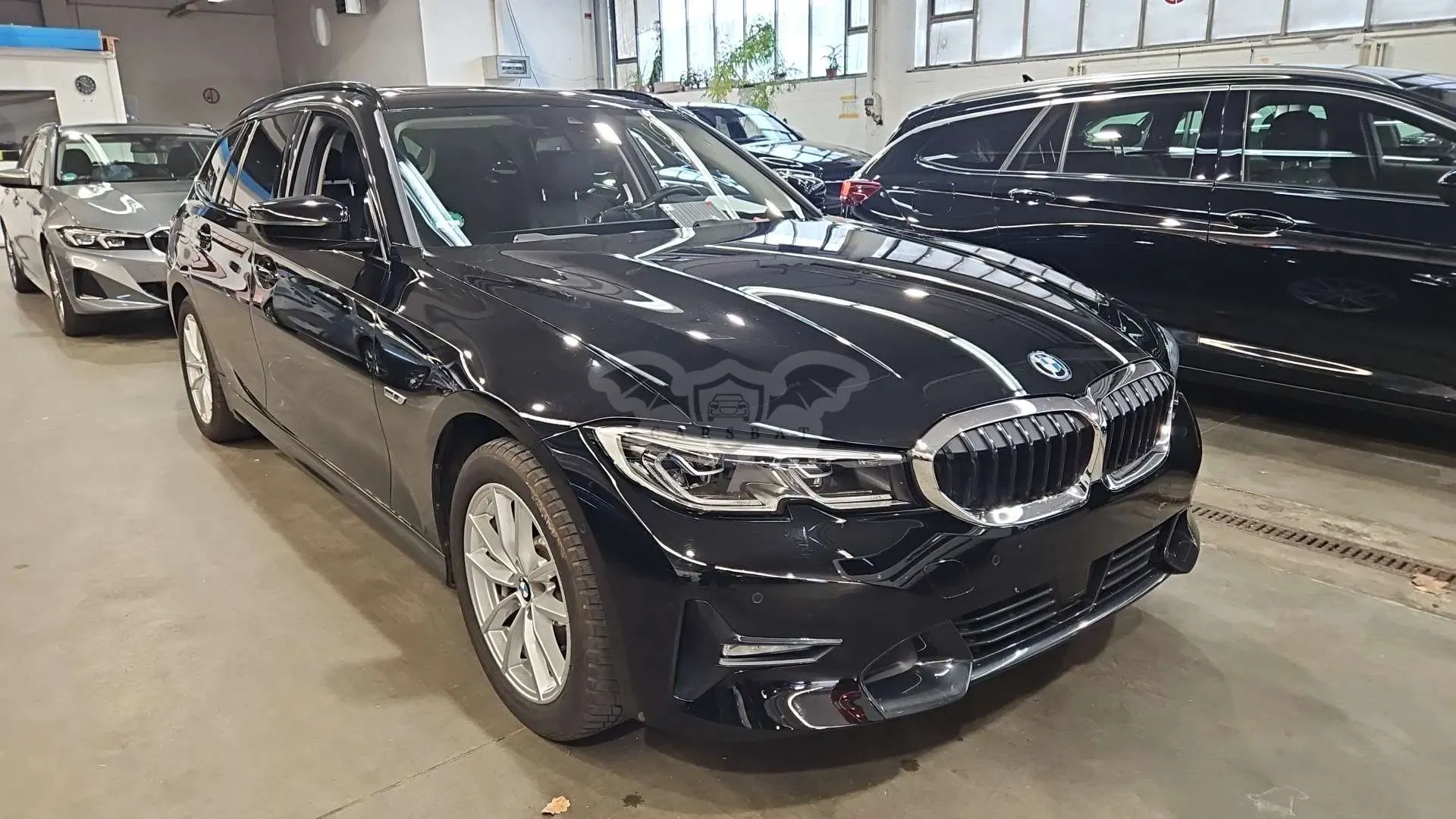 BMW 3 Series Touring 330e Sport Line 2022