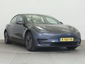 Tesla Model 3 Standard Range Plus 60 kWh 2021