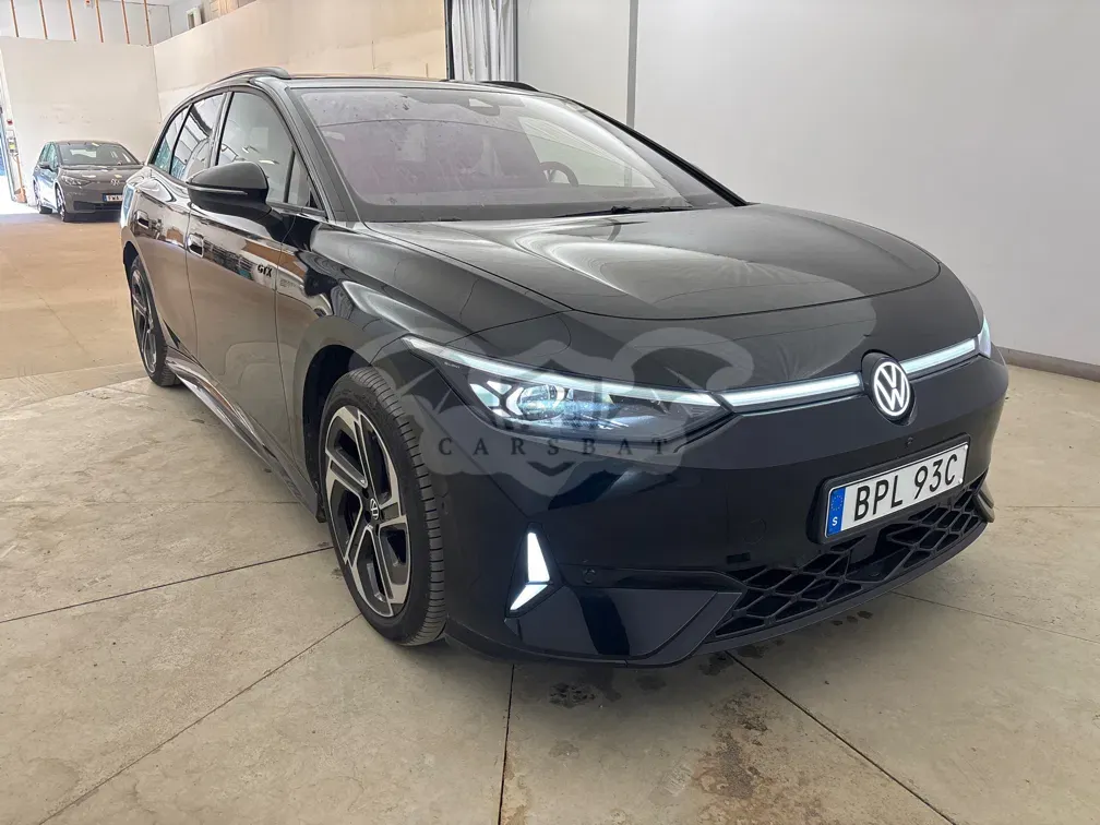 Volkswagen ID.7 Tourer GTX 2025