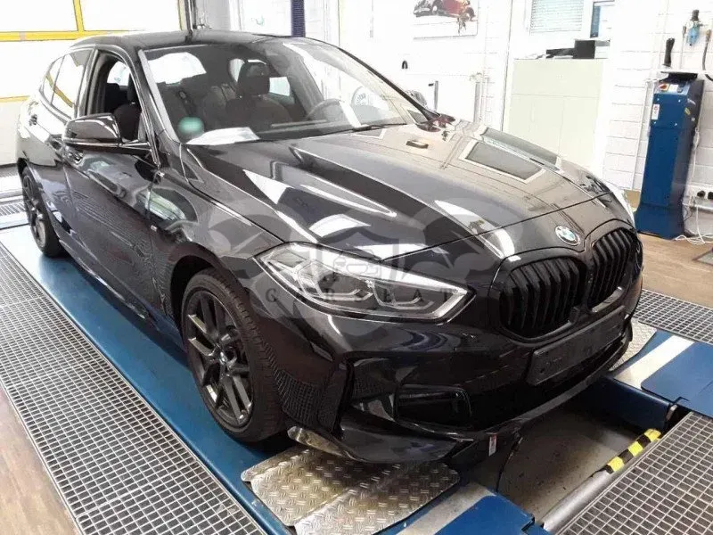 BMW 1 Series 2021