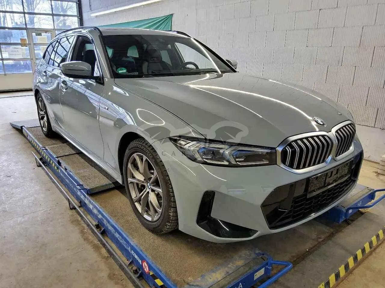 BMW 3 Series Touring 2025