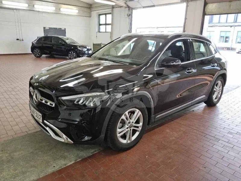 Mercedes-Benz GLA 2024